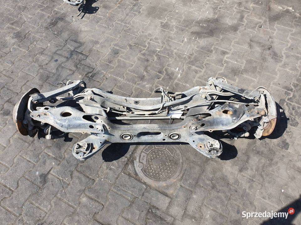 BELKA SANKI TYŁ MERCEDES EKLASA W212 2123507901