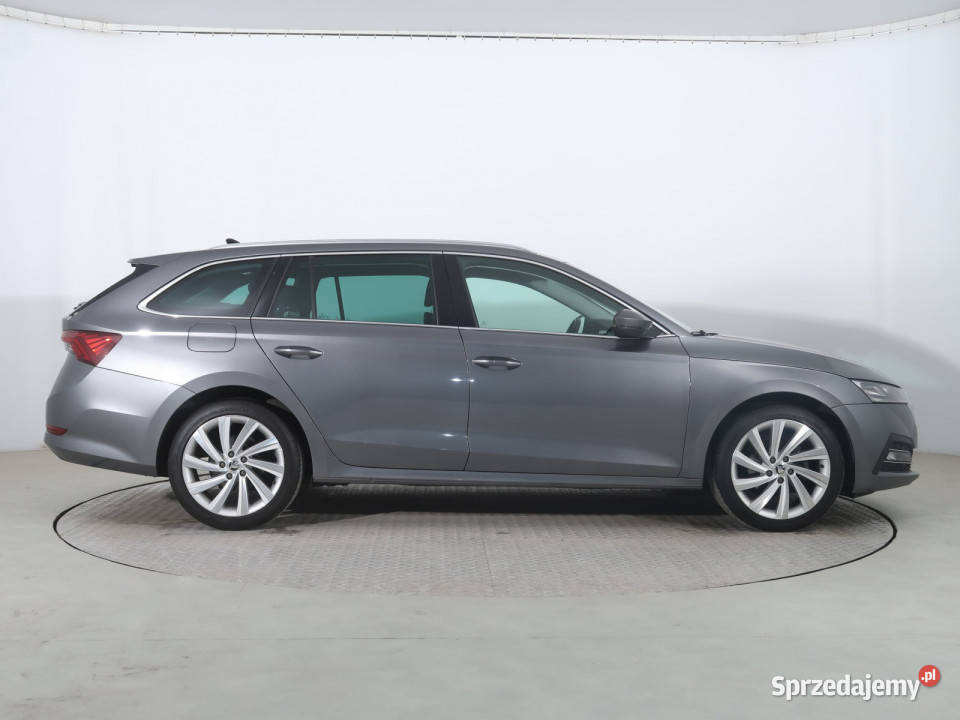 Skoda Octavia 15 TSI Piaseczno