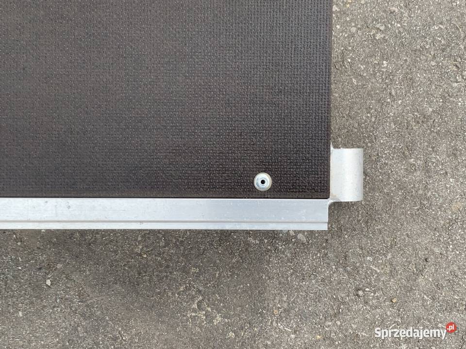 Podesty aluminiowosklejkowe z klapądrabiną Nowe Trzebinia