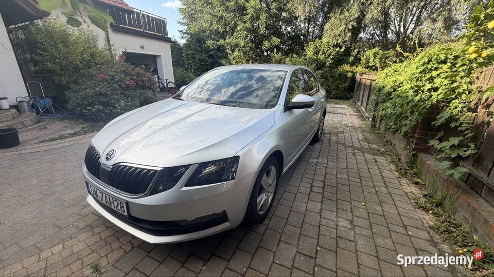 Skoda octavia 1600cm3 Chrząstawa Mała sprzedam