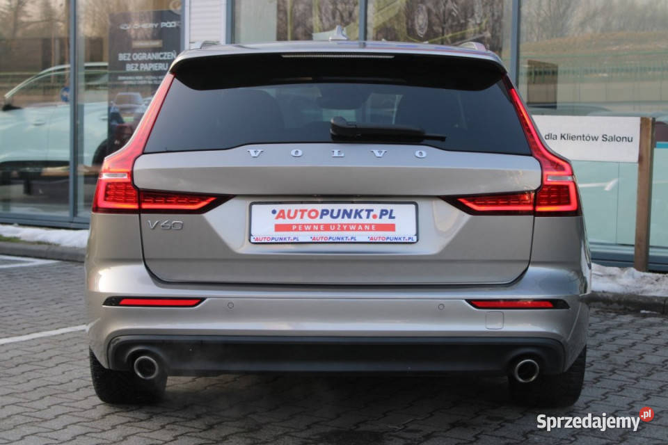 Volvo V60 2019r LED BLIS ACC Hak Panorama VAT23 Bielsko-Biała