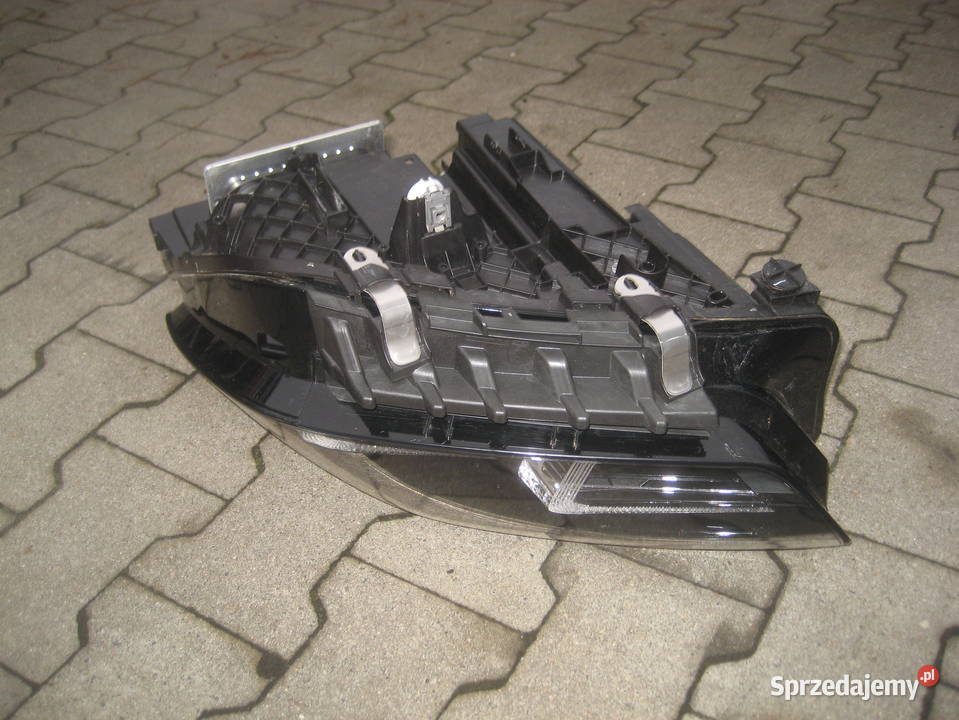 bmw x1 u11 ix1 2226r lampa przód prawa lewa full Rakoniewice