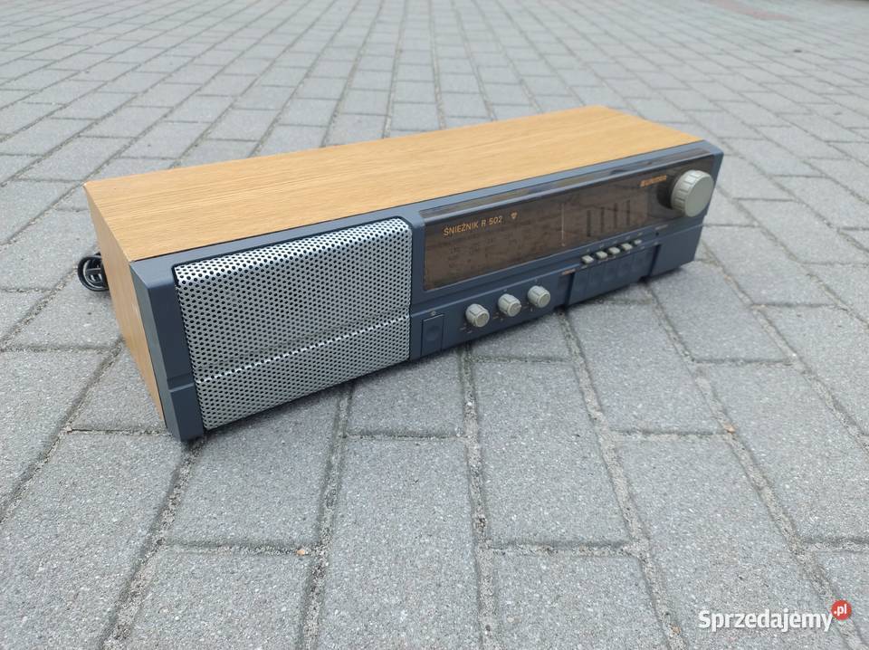 Stare radio Unitra Śnieżnik R 502 PRL design Gdynia