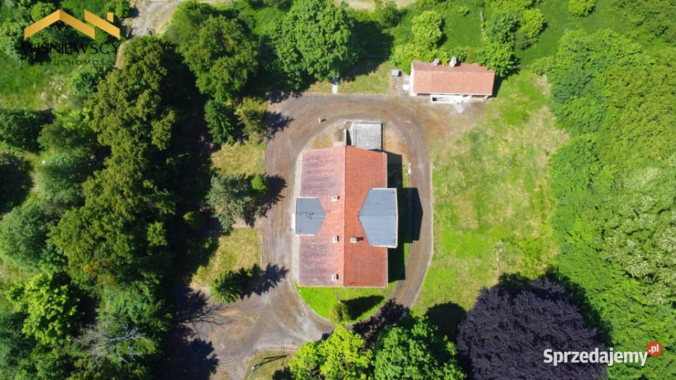 Dwór z pałacem i stajnią w Goraju Sprzedaż pomorskie Gościszewo