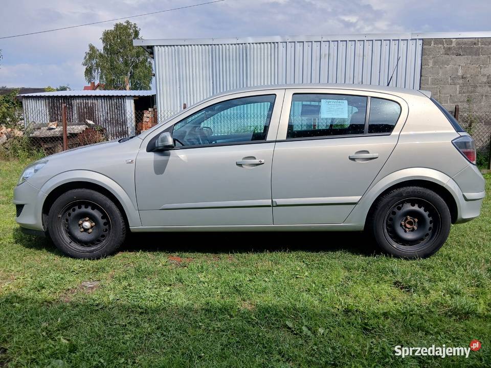 Opel Astra H 16 115 137 Bez wkładu Końskie