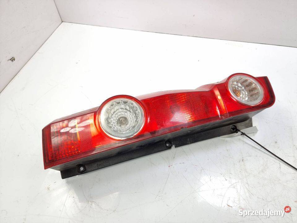 LAMPA PRAWA TYŁ VOLKSWAGEN CRAFTER