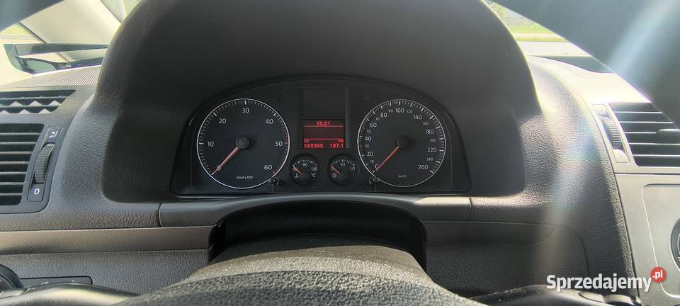 Touran 19tdi 105 1900cm3 Kije
