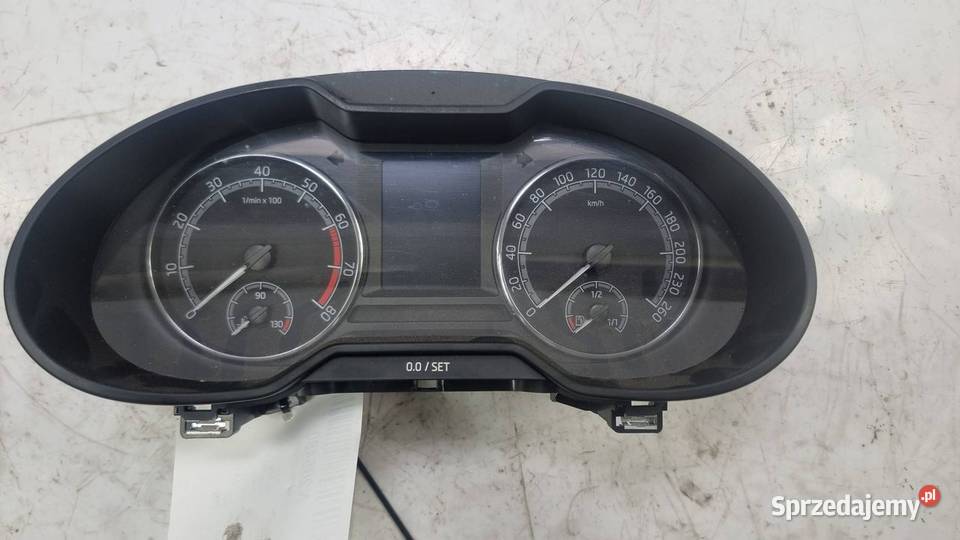 LICZNIK ZEGAR SKODA OCTAVIA III 5E0920780D