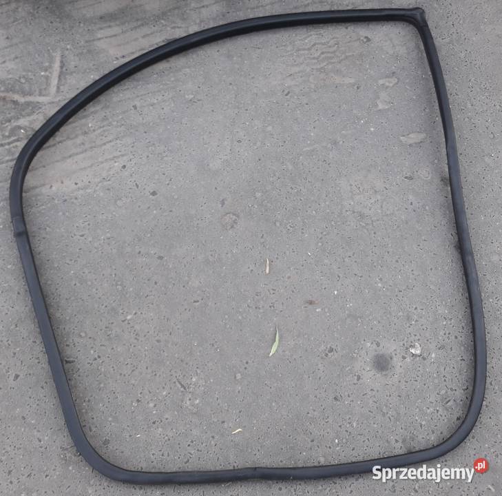 Uszczelka lewa karoseryjna drzwi Corolla E12 łódzkie Łódź