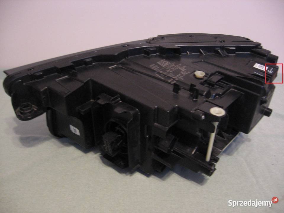 89A941036M Reflektor AUDI Q4 ETRONReflektor Warszawa