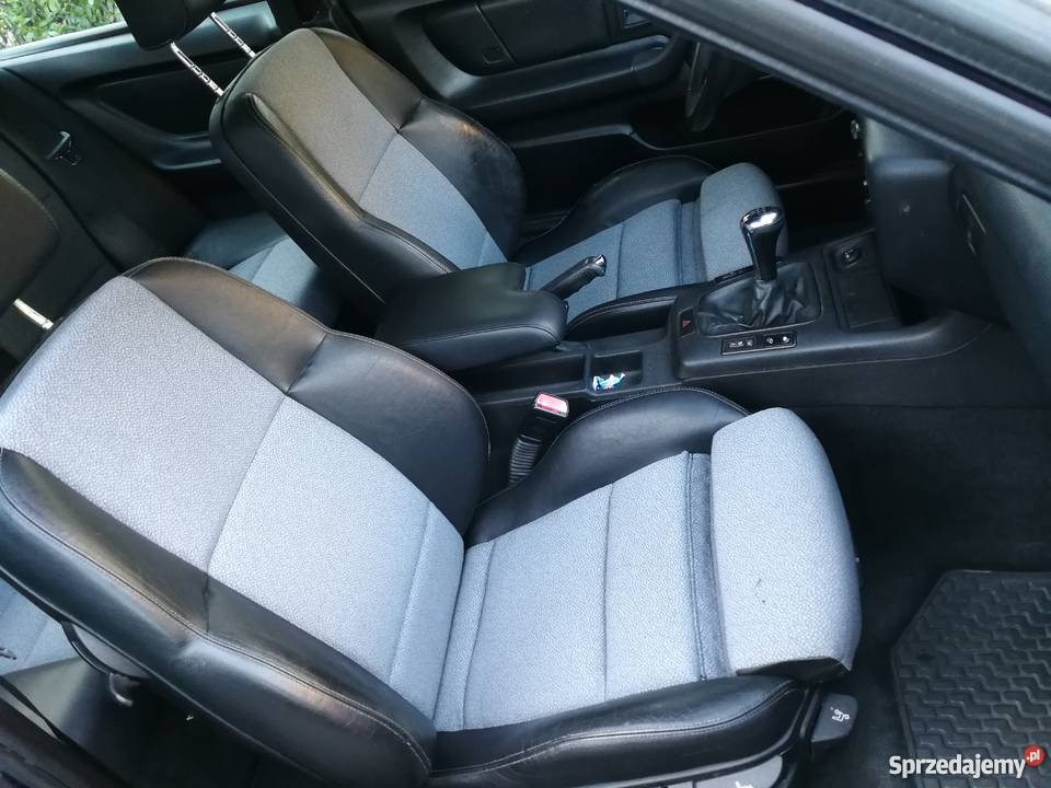 Bmw e36 compact m52b30 pierwszy lakier M pakiet radio sprzedam