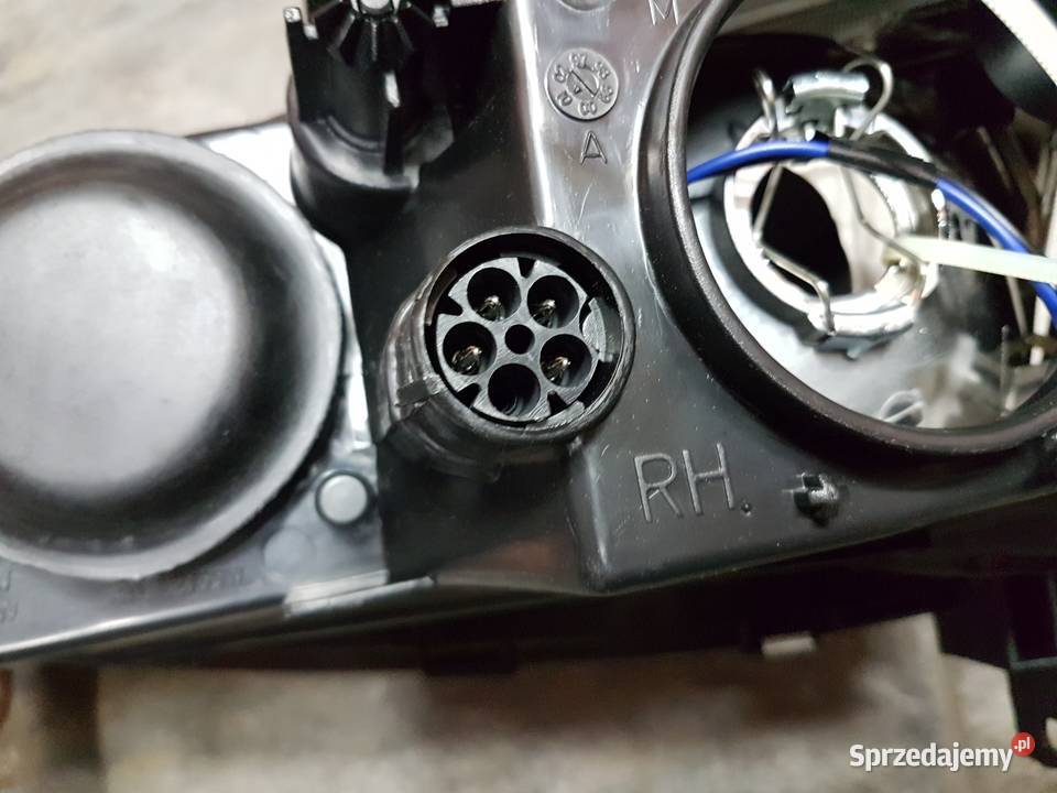 OPEL VECTRA B REFLEKTOR PRZOD LAMPA PRZOD LEWA Oświetlenie Turek