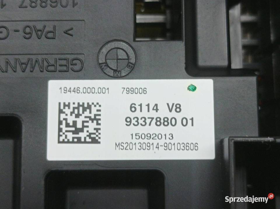 SKRZYNKA BEZPIECZNIKÓW 9337880 16 B Bmw Seria 1