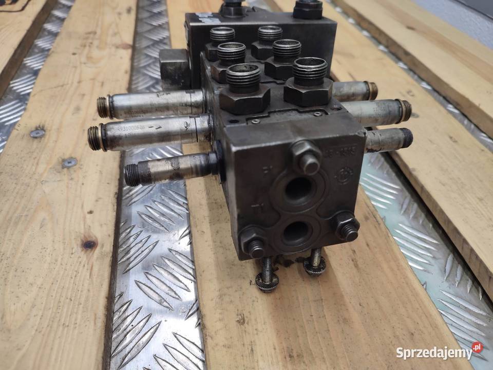 Kostka hydrauliczna JLG 660 R933002826 Wilkowo sprzedam