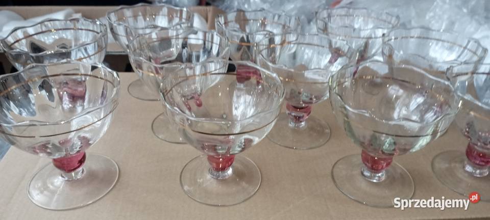 Pucharek na lody desery Żary