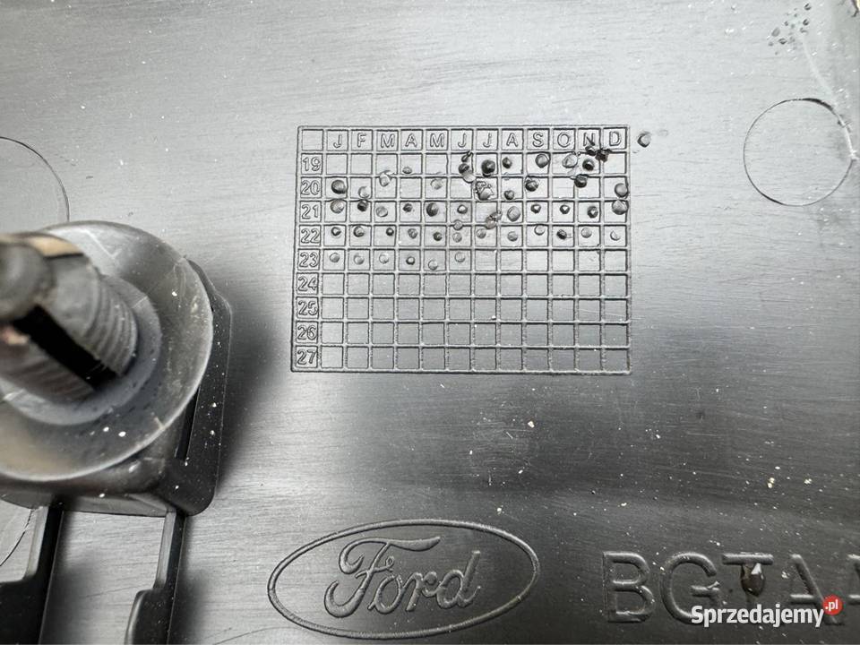 Listwa błotnika tył prawa rh Ford puma mk2 Sieraków