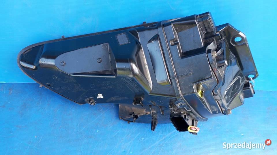 LAMPA PRAWY PRZÓD EU XENON ASTON MARTIN VANTAGE Nowy Tomyśl