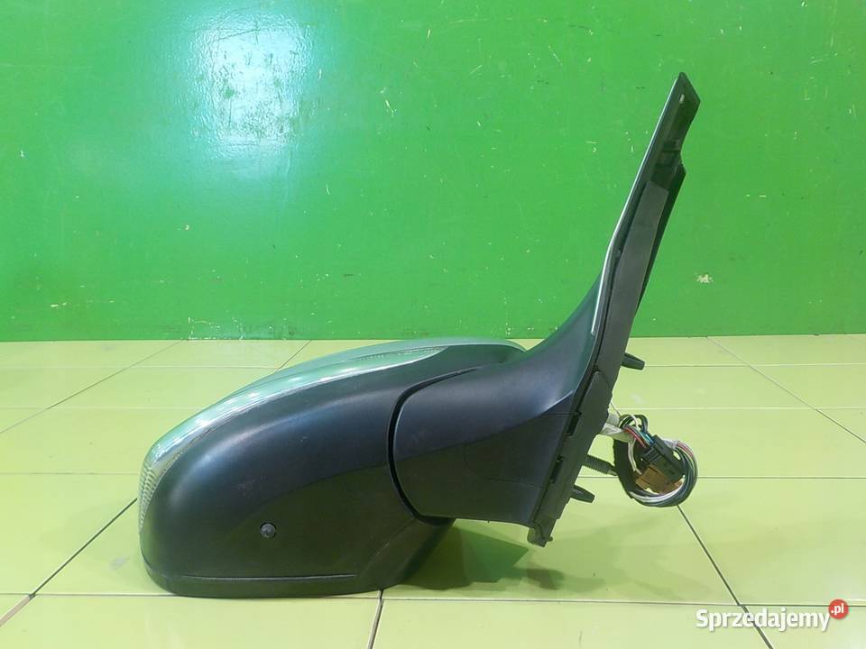 PEUGEOT 208 I 16 EHDI 13r HB 3D lusterko prawe