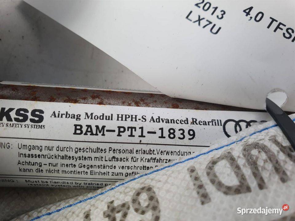 KURTYNA PRAWA AUDI A8 D4 4H0880742E osobowe