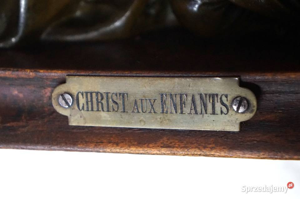 Rzeźba przedstawia Chrystusa z dziećmi Antyki Kalisz