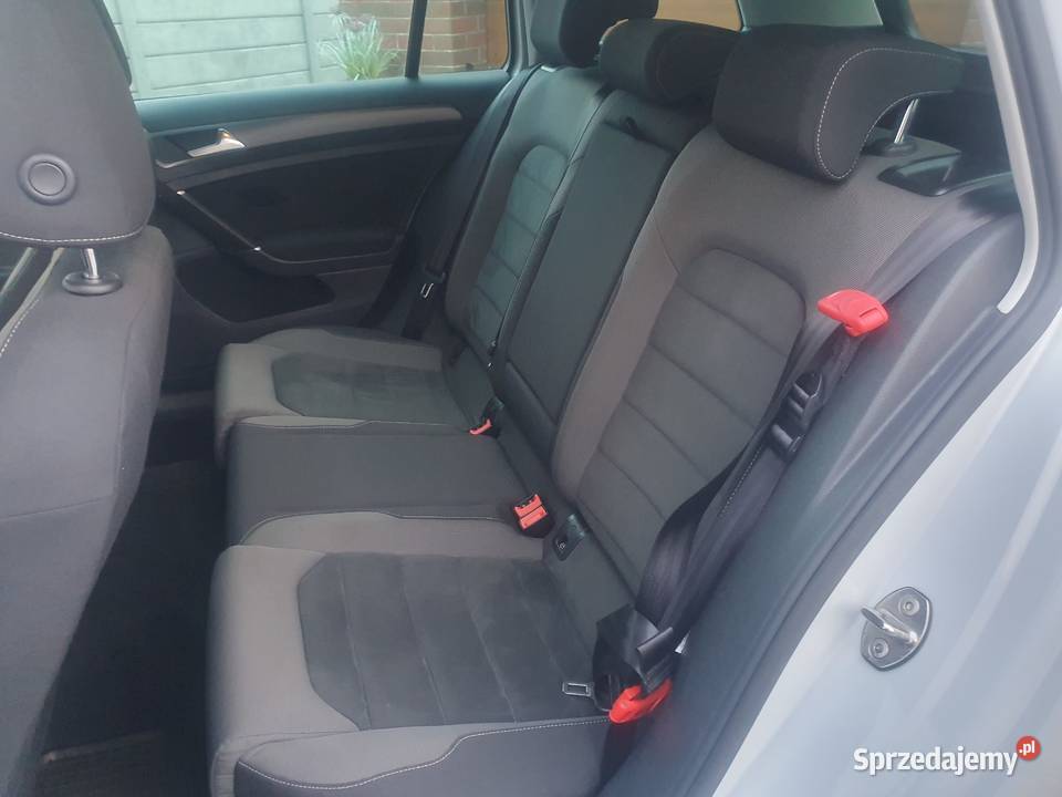 Volkswagen golf VII kombi 2018r Lift Raszowa