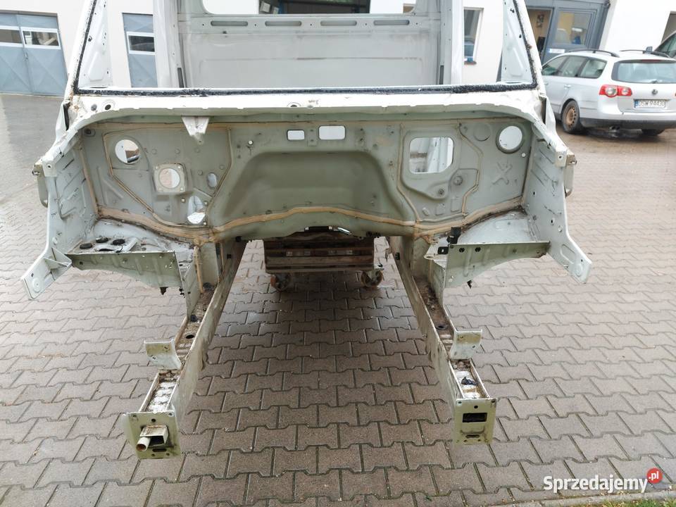 MERCEDES Sprinter W907 Podłużnica ćwiartka przód osobowe