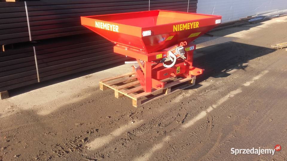 Rozsiewacz do nawozu wapna Jarocin