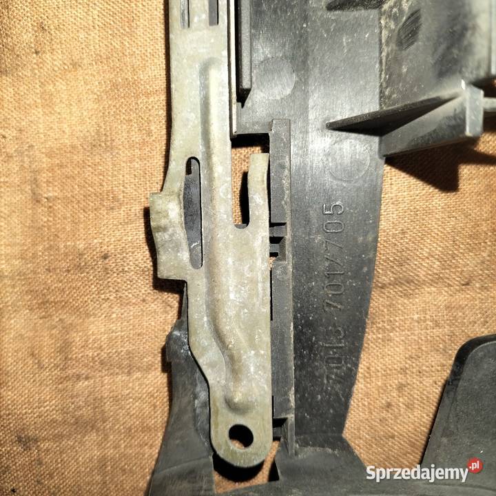 Podstawa klamki drzwi prawych przednich BMW E65