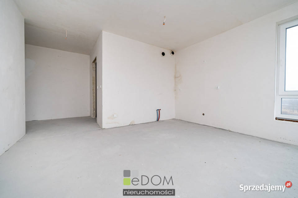 Budynek z windą stan deweloperski Górczyn piwnica