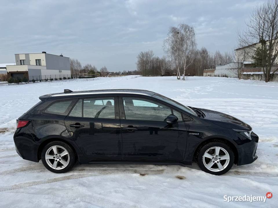 Toyota Corolla 18 hybrid bezwypadkowy Warszawa