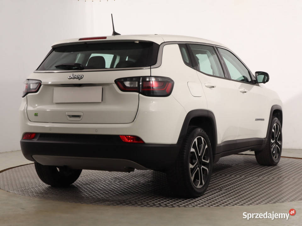 Jeep Compass 15 Turbo eHybrid światła LED Katowice