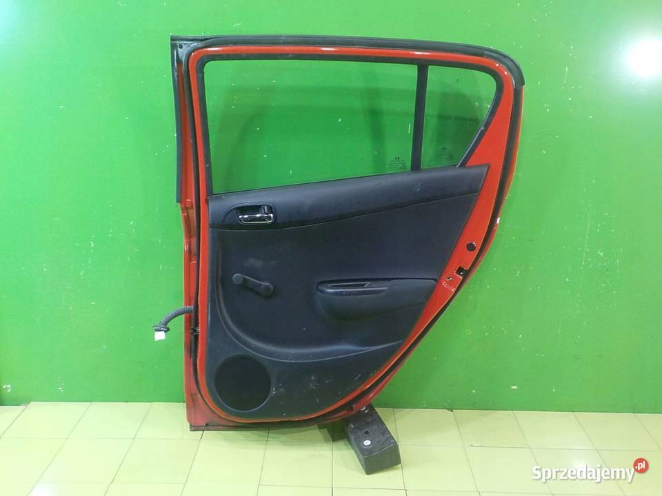 HYUNDAI i20 I 12B 09r HB 5D drzwi prawe tyl Suków