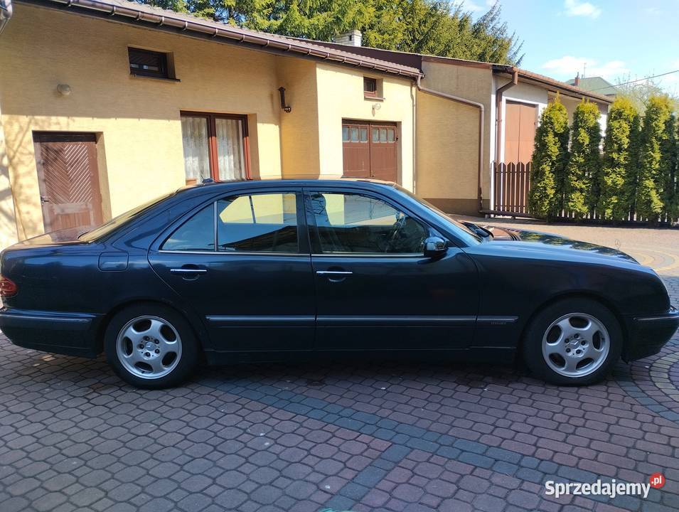 Sprzedam MercedesBenz E 270 CDI Klima Automat elektryczne lusterka lubelskie Łuków