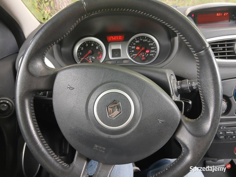 Renault clio III benzyna 2011 Ostrowiec Świętokrzyski