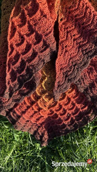 Ciepła chusta szydełkowa Królowa Górna sprzedam