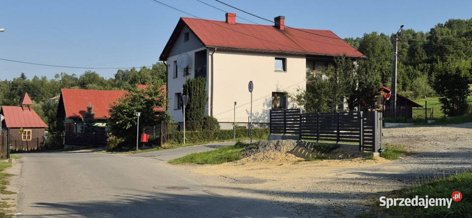 Sprzedam dom z zabudowaniami godpodarczymi śląskie Krzyżówki