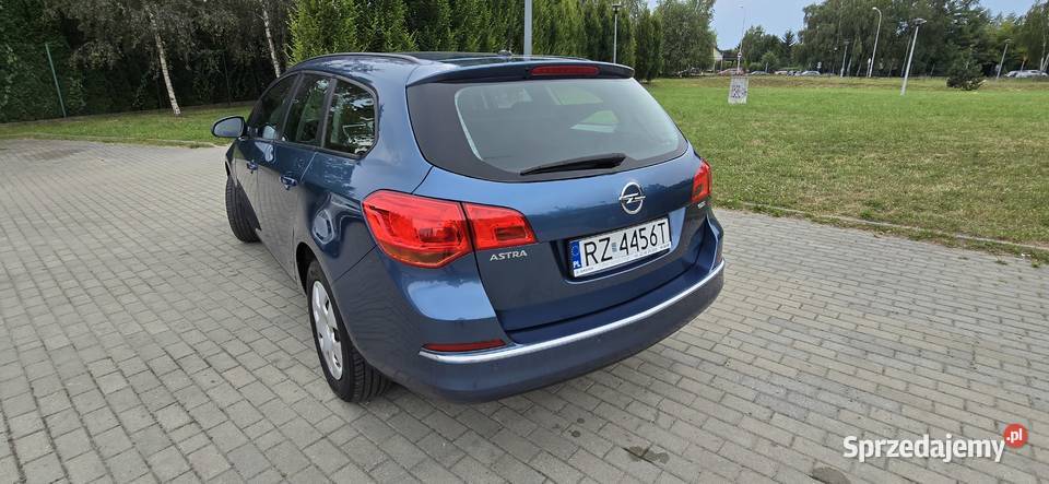 Opel Astra 17TDCi klima 2014r salon zadbany podkarpackie Rzeszów