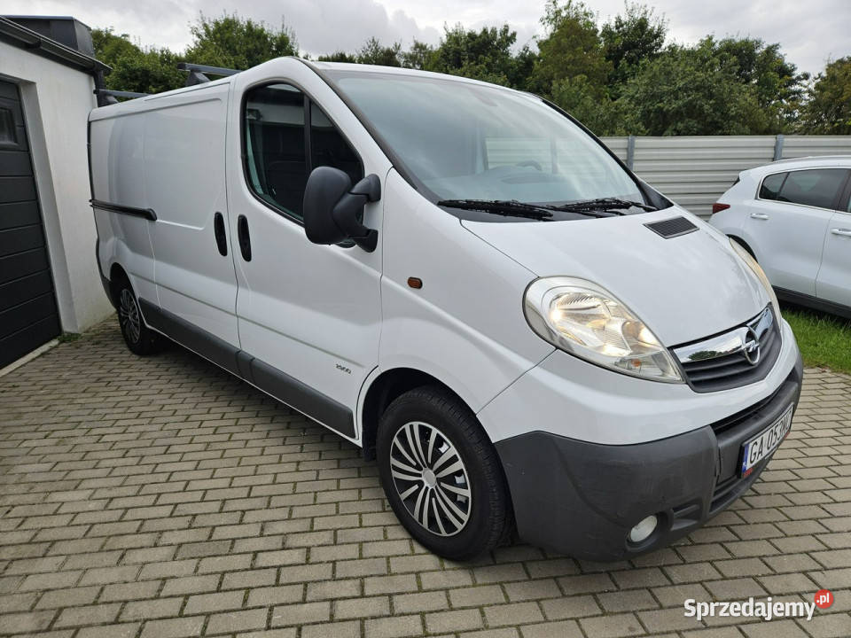 Opel Vivaro 20 CDTI 115 L2 LONG 1 właściciel tempomat sprzedam