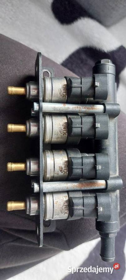 Listwa wtryskiwaczy FENIX KME 4 cylindListwa Przeworsk