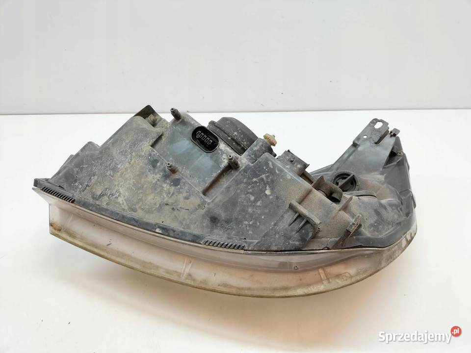 LAMPA PRZÓD PRAWA XENON USZKODZONA Renault Lampy przednie świętokrzyskie sprzedam