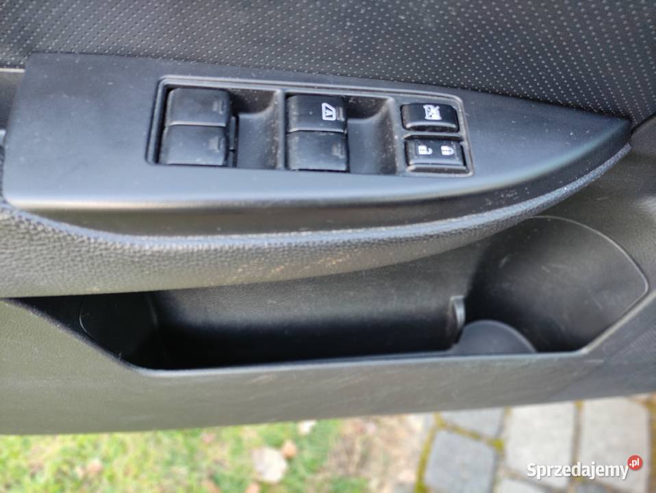Subaru Outback 25 Benzyna LPG relingi dachowe małopolskie Myślenice sprzedam