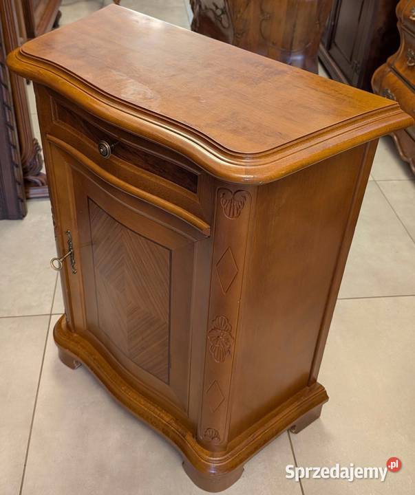 Piękna włoska komodaszafka orzechsklep Dąbrowa Dąbrowa Górnicza
