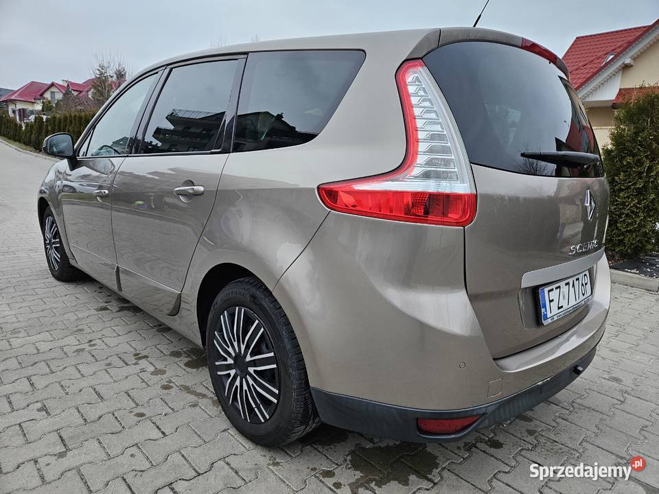 Renault Grand Scenic 2009 16 110 6 biegów