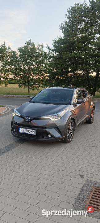 Toyota CHR Hybryda Bezwypadkowy C-HR sprzedam