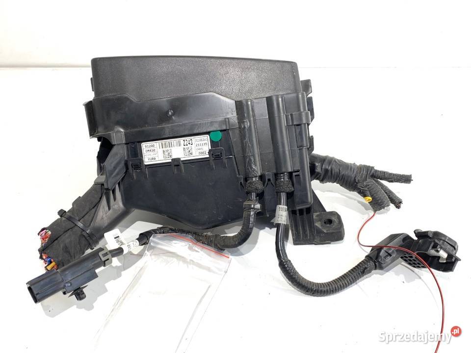 SKRZYNKA BEZPIECZNIKÓW HYUNDAI KONA 912A0430