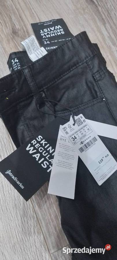 Czarne Jeansy Stradivarius z wysokim stanem 34 Wieliczka