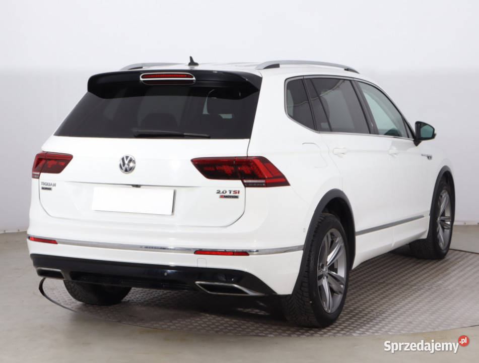 VW Tiguan Allspace 20 TSI relingi dachowe
