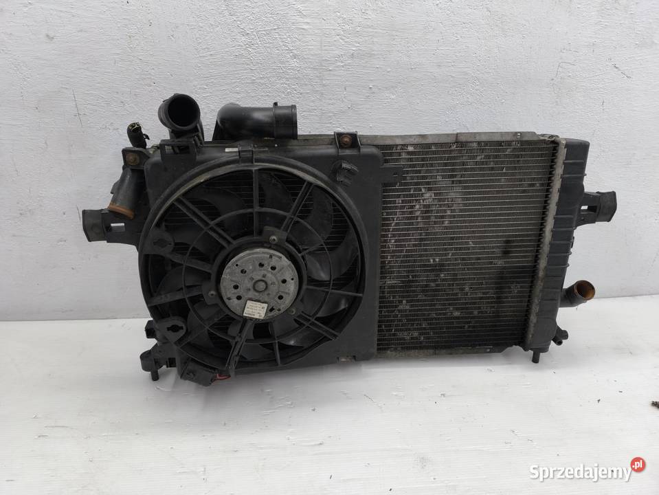 PAS PRZEDNI CHŁODNICE OPEL ASTRA H 17 CDTI wielkopolskie