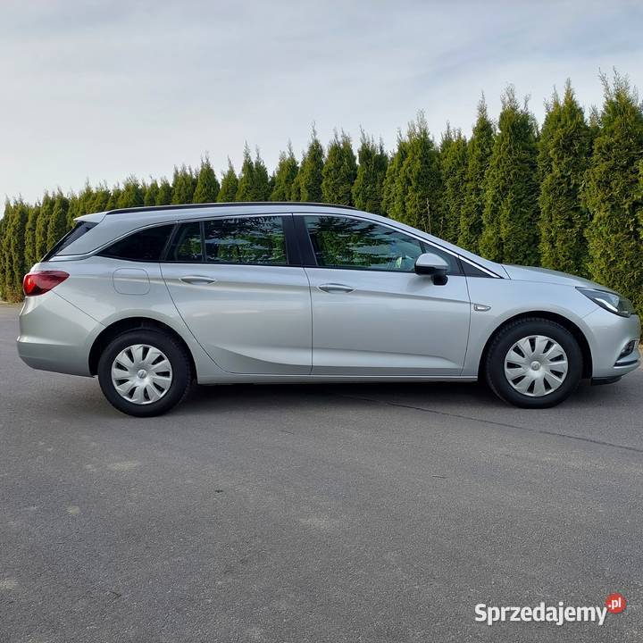Opel Astra 14T BenzynaModel 2019Salon