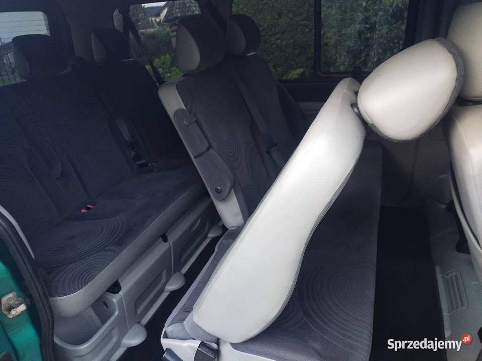 Renault Trafic Passenger 8 osób klima Webasto Częstkowo